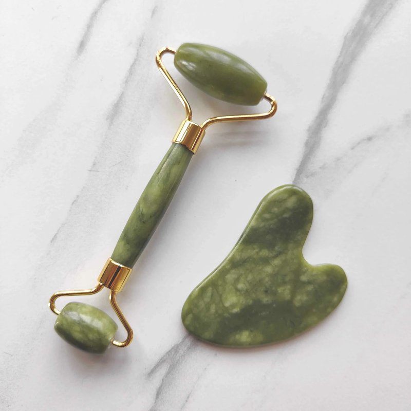 Natural Jade Face Roller and Gua Sha Set
